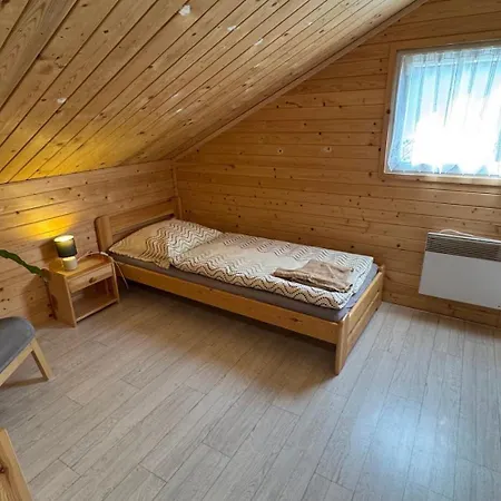 Karsibór De Kwatera prywatna *