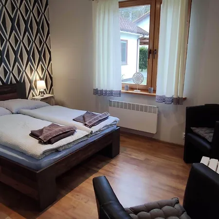 Проживание в семье De Karsibor